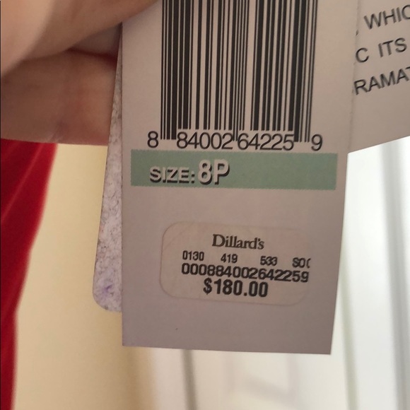 Evening or prom dress - Picture 4 of 4